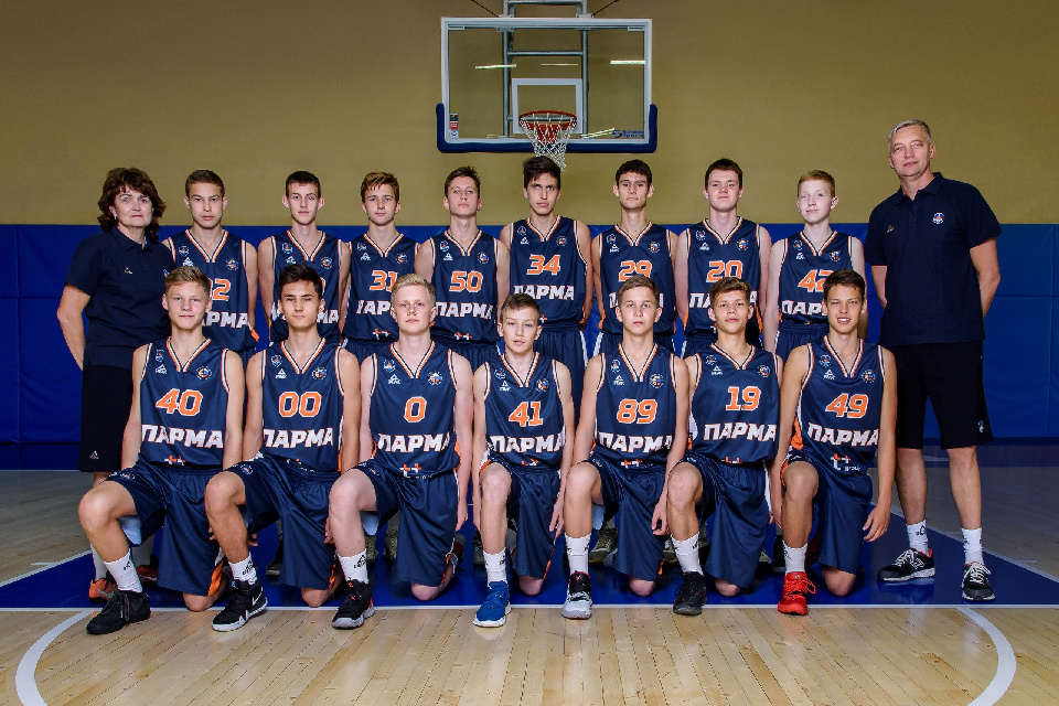    - 2004        U17! 